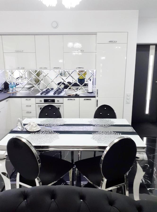 Apartament Glamour Gniezno Kültér fotó